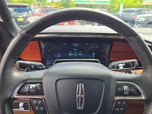 Used 2024 Lincoln Navigator Reserve AWD/4WD image 39