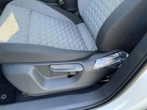 New 2026 Volkswagen Tiguan S image 12