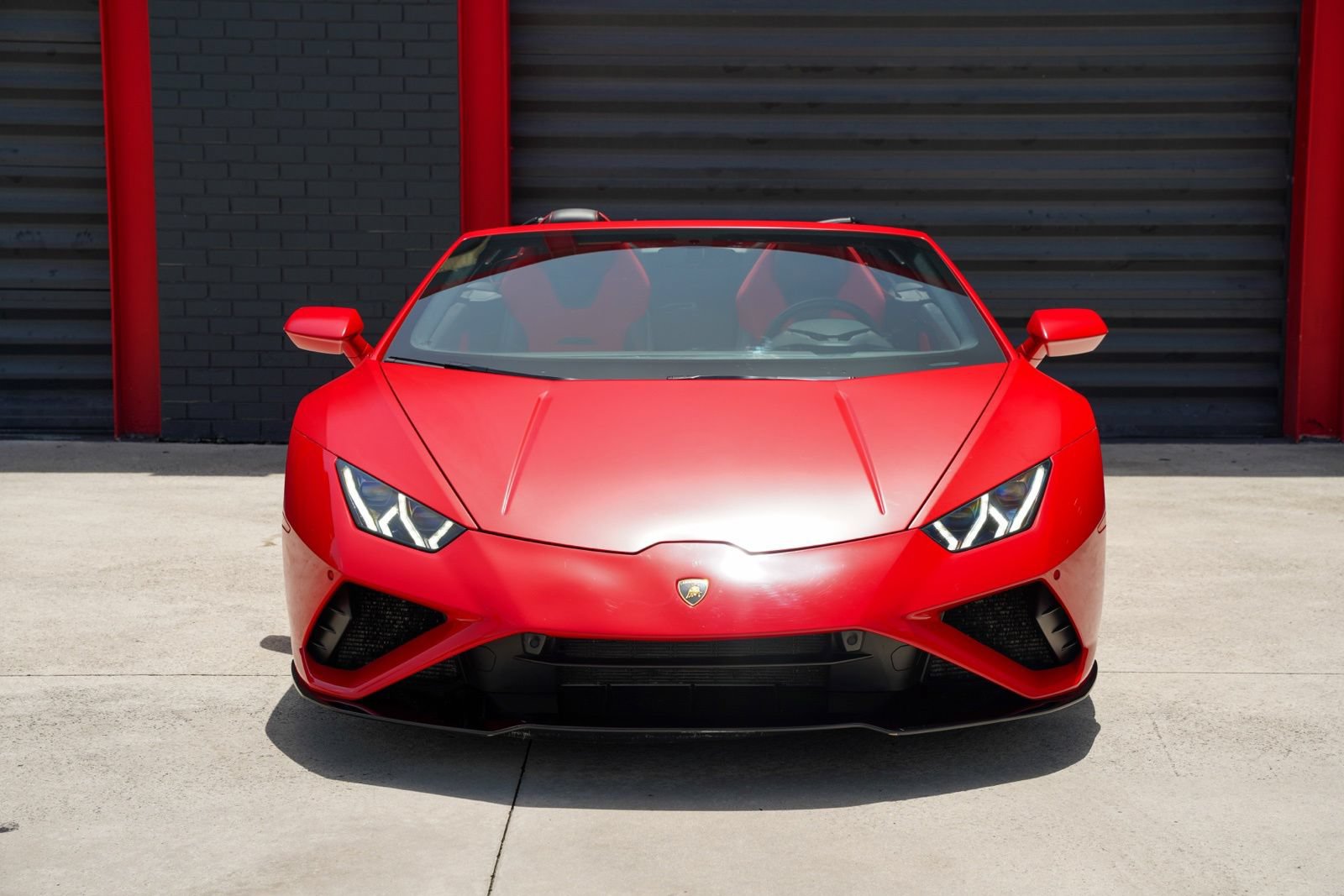 Used 2022 Lamborghini Huracan EVO RWD image 2