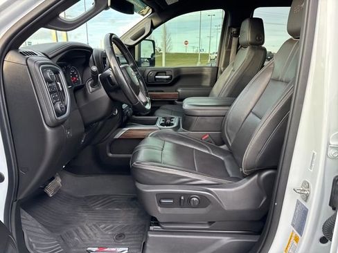 Certified 2023 Chevrolet Silverado 3500 High Country w/ Safety Package II image 9