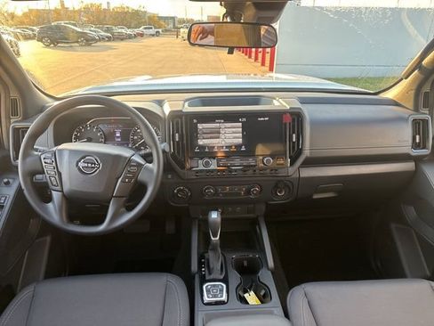 New 2026 Nissan Frontier SV w/ Tow Package AWD/4WD image 10