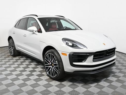 New 2026 Porsche Macan S image 31