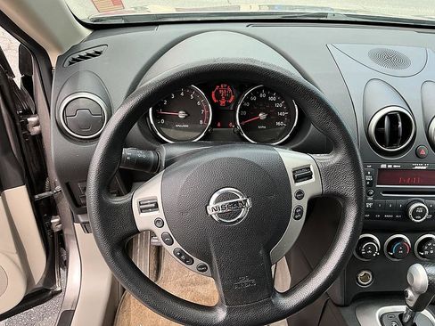 Used 2010 Nissan Rogue SL w/ Premium Pkg FWD image 15