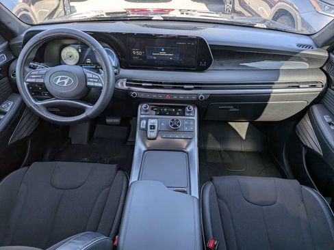 Used 2025 Hyundai Palisade Calligraphy AWD/4WD image 14