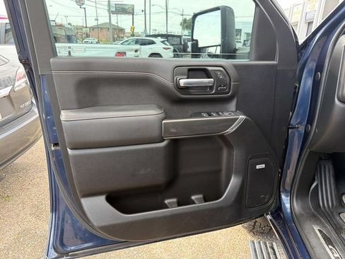 Used 2022 GMC Sierra 2500 AT4 w/ AT4 Premium Plus Package AWD/4WD image 25