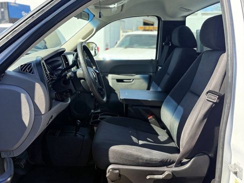 Used 2013 Chevrolet Silverado 2500 W/T AWD/4WD image 31