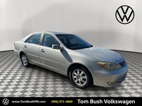 Used 2003 Toyota Camry LE image 1