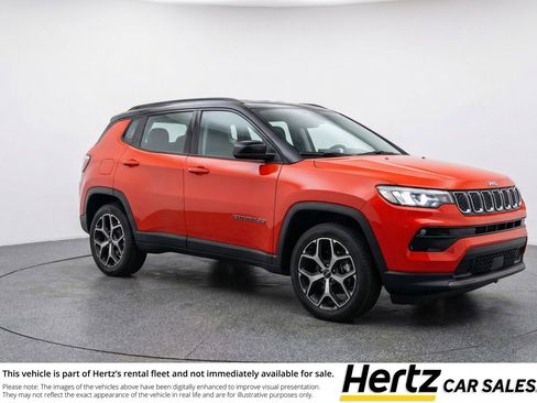 Used 2025 Jeep Compass Limited AWD/4WD image 1