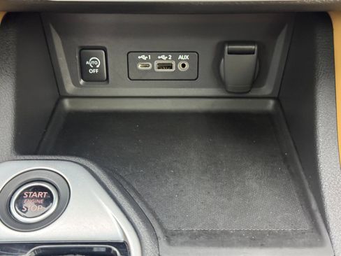 Used 2024 Nissan Sentra SV w/ SV Premium Package image 26