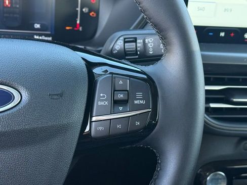 New 2026 Ford Escape SE image 24