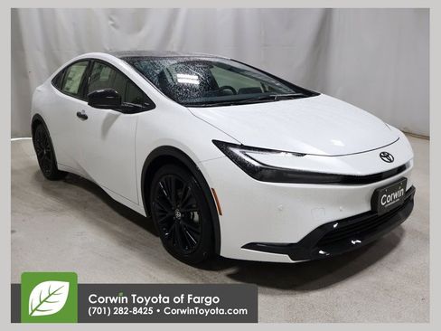 New 2026 Toyota Prius Plug-In Hybrid FWD image 1