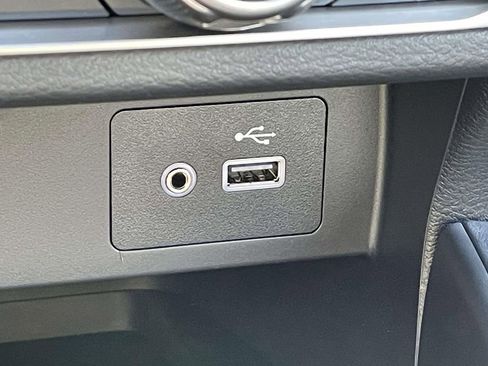 New 2025 Nissan Versa SV w/ Trunk Package image 27