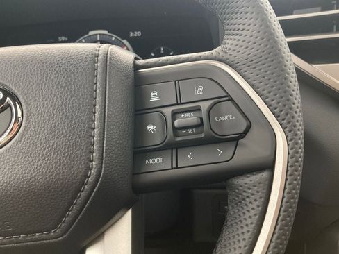 New 2026 Toyota Tundra Limited AWD/4WD image 9
