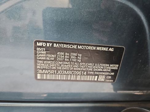 Used 2021 BMW 330i Sedan w/ Premium Package image 31