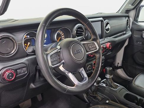 Used 2021 Jeep Gladiator Overland AWD/4WD image 14