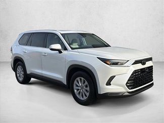 Used 2026 Toyota Grand Highlander XLE video 3