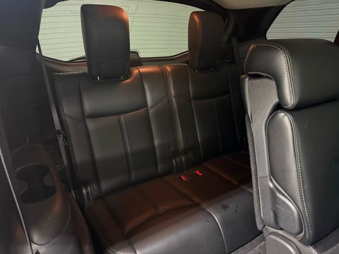 Used 2018 Nissan Pathfinder SL w/ Midnight Edition Package image 39