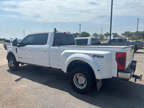 Used 2021 Ford F350 Lariat w/ Lariat Ultimate Package AWD/4WD image 6