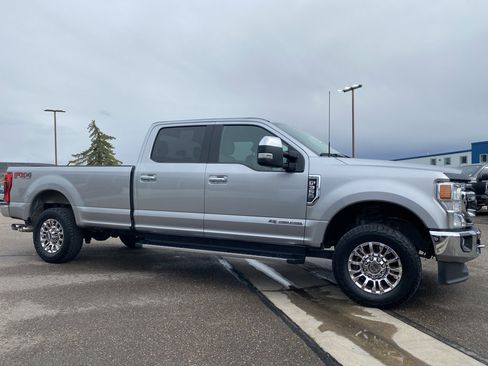 Used 2022 Ford F350 XLT w/ XLT Premium Package image 13