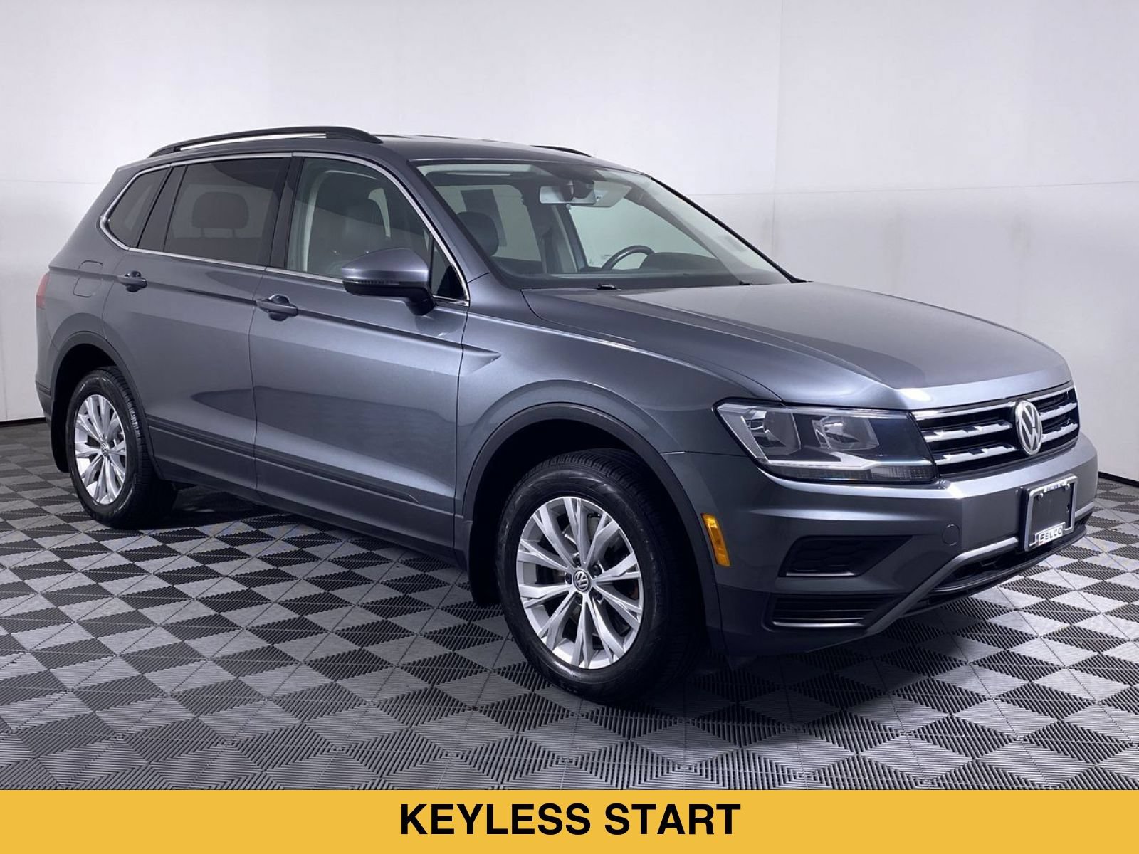 Used 2019 Volkswagen Tiguan SE AWD/4WD image 19