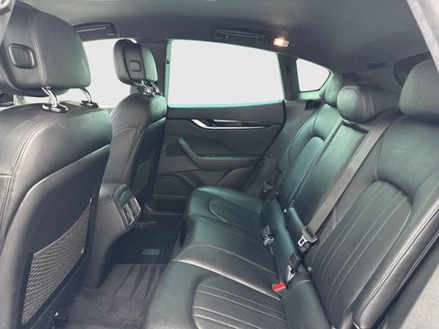 Used 2019 Maserati Levante AWD/4WD image 39