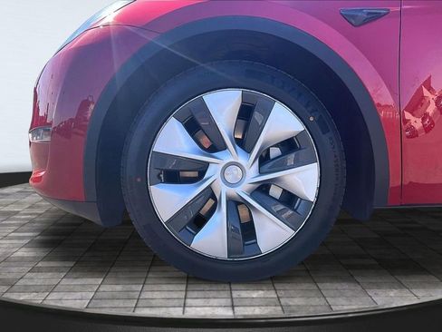Used 2020 Tesla Model Y Long Range AWD/4WD image 9
