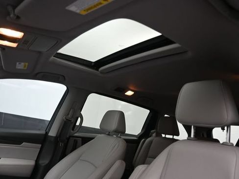 Certified 2024 Honda Odyssey EX-L image 23