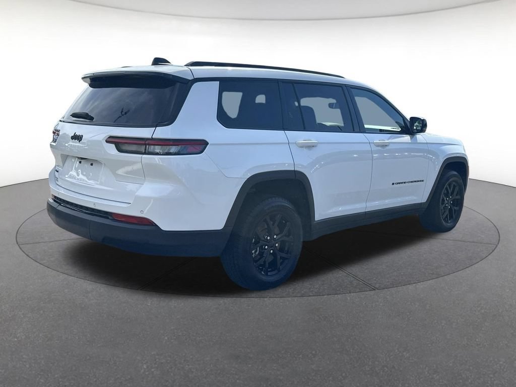 Certified 2024 Jeep Grand Cherokee L Laredo AWD/4WD image 6