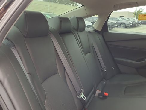 Certified 2023 Honda Accord Touring image 16