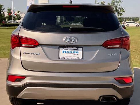 Used 2018 Hyundai Santa Fe Sport FWD image 6