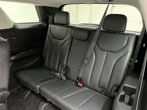 Used 2021 Hyundai Palisade SEL w/ Premium Package AWD/4WD image 16