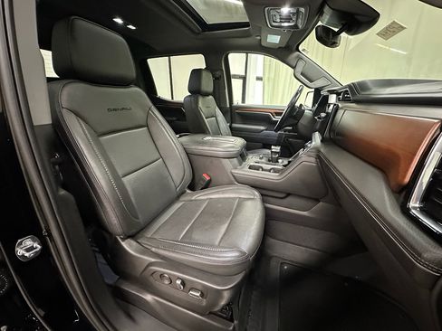 Certified 2022 GMC Sierra 1500 Denali w/ Denali Reserve Package image 22