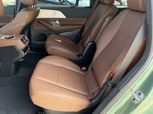 New 2026 Mercedes-Benz GLS 450 4MATIC image 30