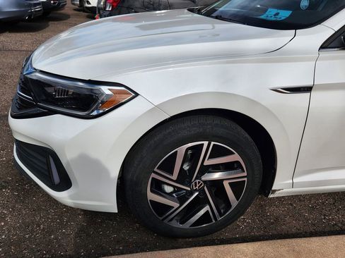 Used 2022 Volkswagen Jetta SEL image 8