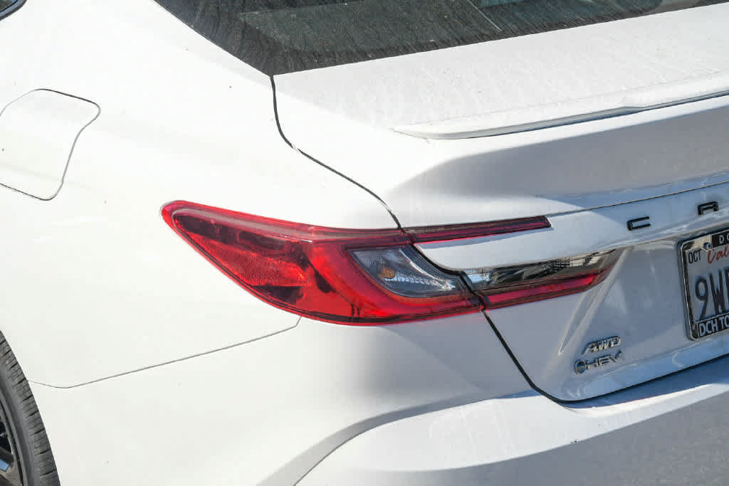 Used 2026 Toyota Camry SE AWD/4WD image 6