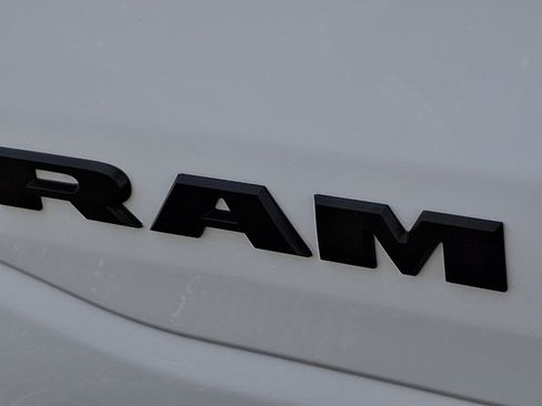 New 2024 RAM 1500 Big Horn image 22