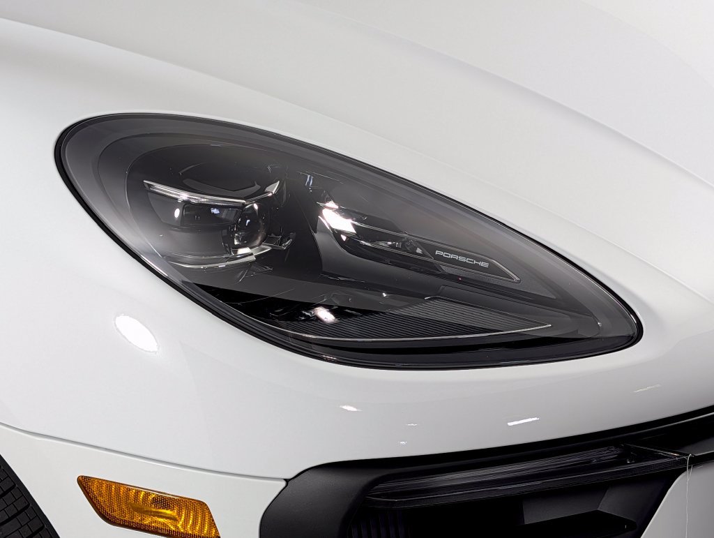 New 2026 Porsche Macan S AWD/4WD image 16
