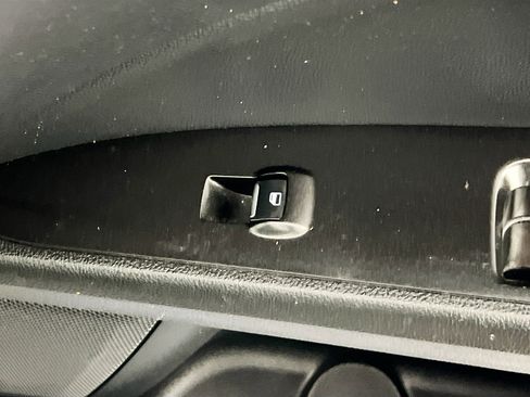 Used 2020 Ford Fusion SEL FWD image 32