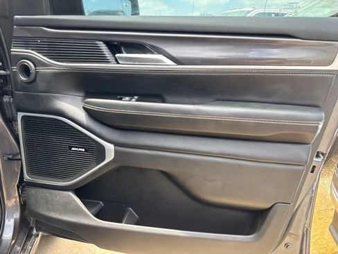 Used 2024 Jeep Wagoneer 4WD image 12