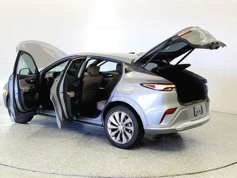 Used 2024 Buick Envista Avenir image 9