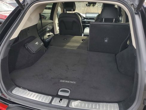 Used 2022 Genesis GV70 2.5T w/ Select Package image 25