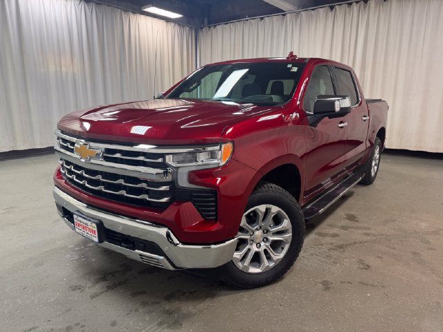 Used 2025 Chevrolet Silverado 1500 LTZ AWD/4WD image 13