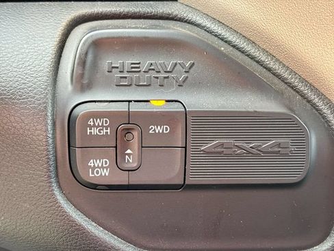 Used 2024 RAM 2500 Laramie w/ Safety Group AWD/4WD image 35