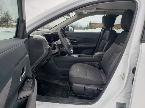 Used 2026 Nissan Kicks SV w/ SV Premium Package image 30