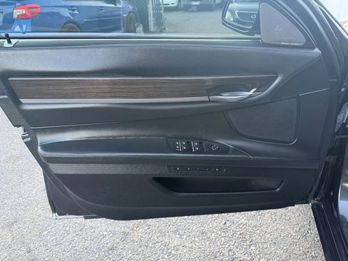 Used 2015 BMW 740Ld xDrive image 7
