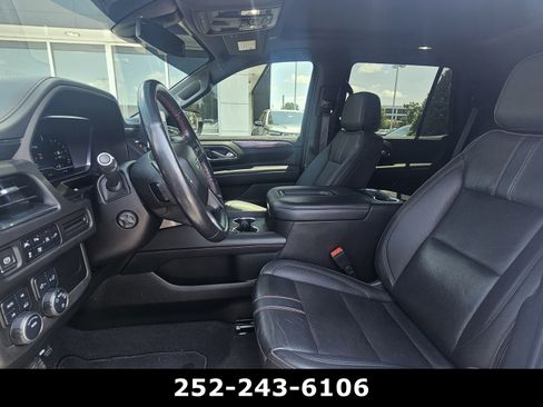 Used 2022 Chevrolet Tahoe RST w/ Luxury Package AWD/4WD image 11