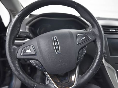 Used 2014 Lincoln MKZ AWD image 19