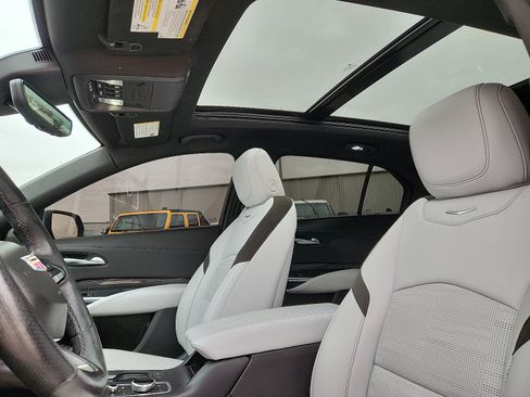 Used 2024 Cadillac XT4 Sport AWD/4WD image 20