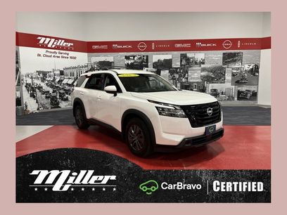 Used 2022 Nissan Pathfinder SV w/ SV Black Package