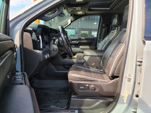 Used 2024 GMC Sierra 1500 AT4X w/ AT4X AEV Edition image 22